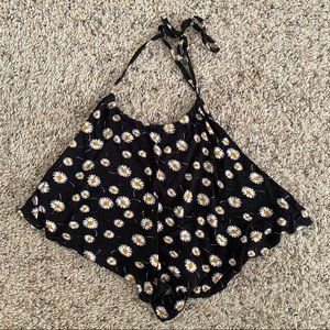 LA Hearts Daisy Patterned Open-Back Halter Tie Flowy Crop Top; Size S